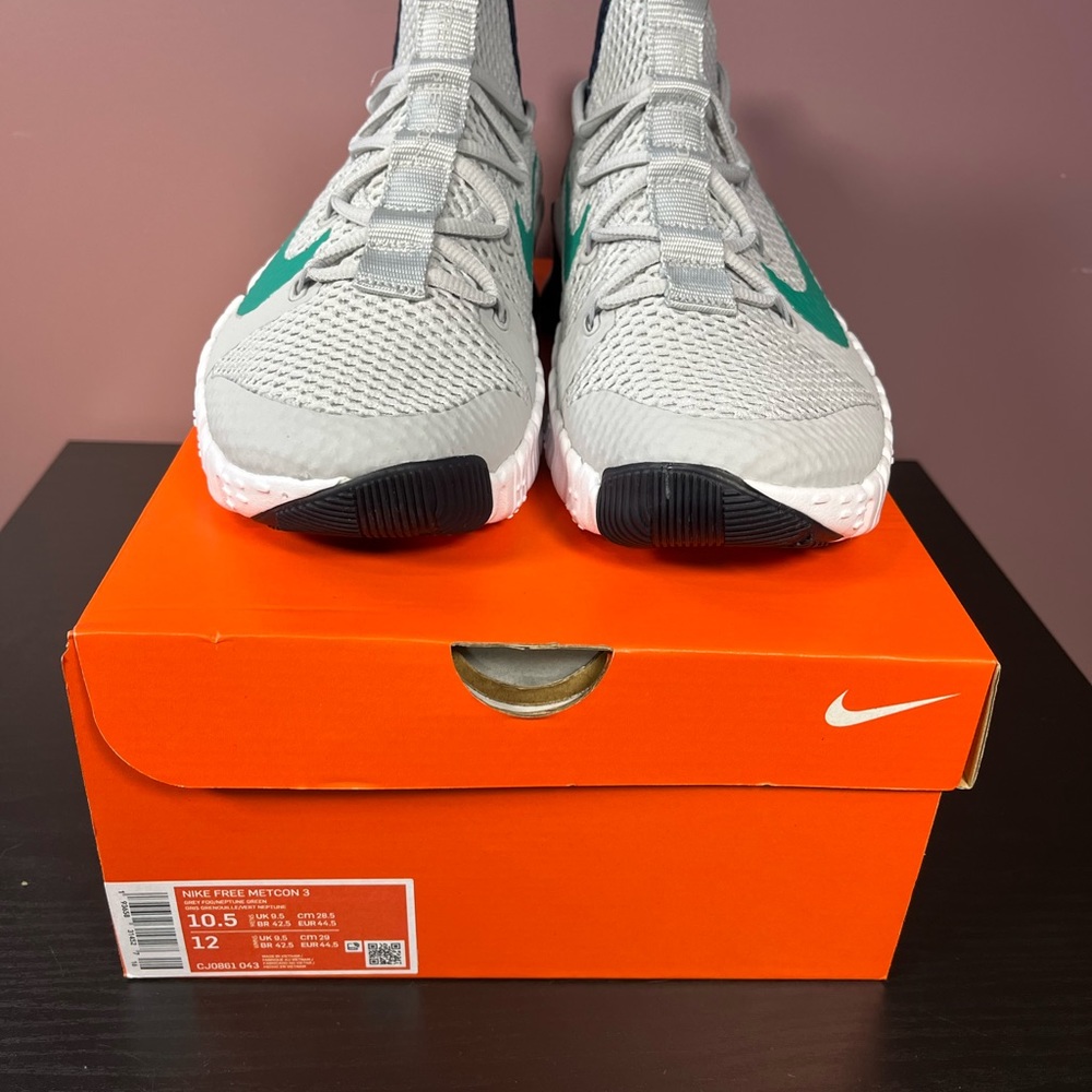 🆕 Nike Free Metcon 3 Mens 10.5 Grey/Green/Blue Athletic Sneaker Fast Shipping - Picture 5 of 5